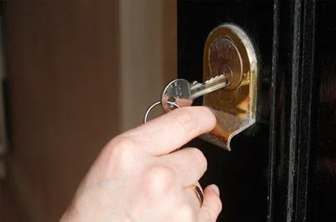 Security Locksmith Services Las Vegas, NV 702-781-7226 - 7-Door-Unlock